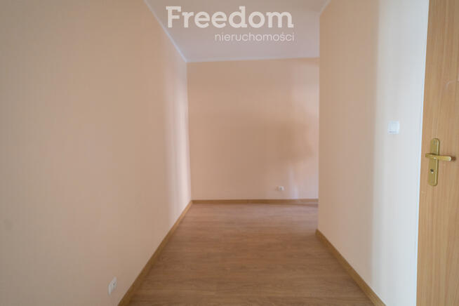 Kamienica z mieszkaniami i lokalem usługowym