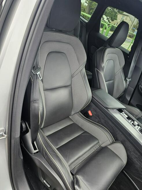 Volvo XC 60 2.0d Kamera R DESIGN Skóra ACC AutoPilot Grzane Fotele BEZWYPADEK