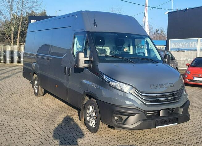 Iveco Daily 35S18 H L4H2 16M3 Pakiet StyleComfort PlusKamera Akt.Tempo 1947 zł Super Cena!