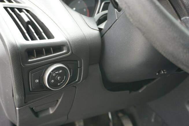 Ford Focus zarejestrowany, ubezpieczony