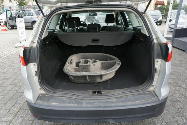 Ford Focus zarejestrowany, ubezpieczony