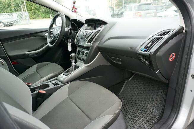 Ford Focus zarejestrowany, ubezpieczony