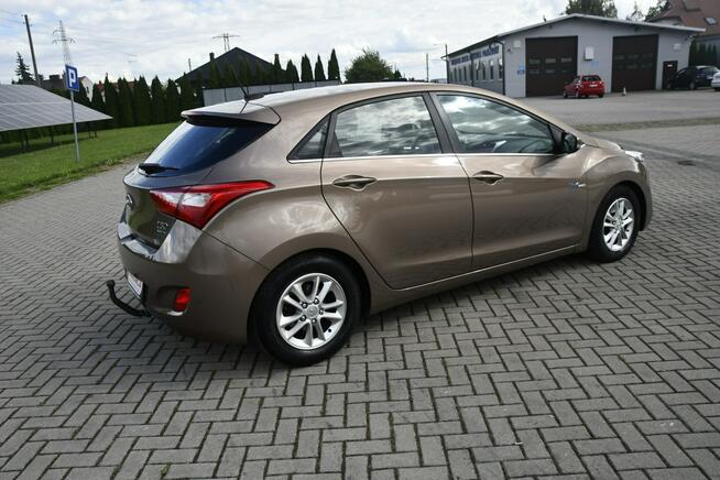 Hyundai i30 1,6benz Ledy. .Navigacja.Tempomat.El.szyby.Centralka.SERWIS