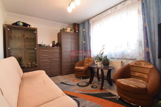 2poziomowe garaż 2 komórki lokatorskie 5ar działka