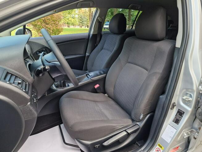 Toyota Avensis 1.8 Sol plus NAVI