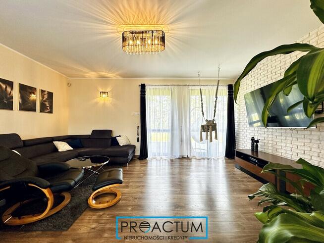 Energooszczędny dom w otulinie leśnej. 6 pokoi