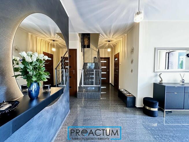 Energooszczędny dom w otulinie leśnej. 6 pokoi