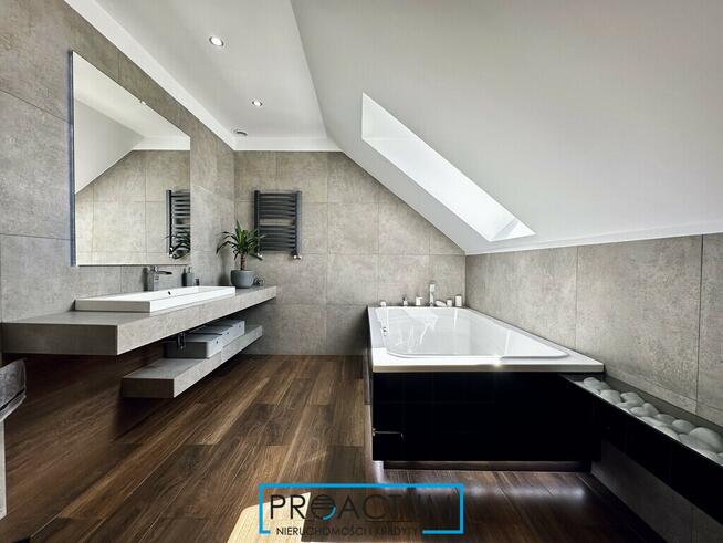 Energooszczędny dom w otulinie leśnej. 6 pokoi