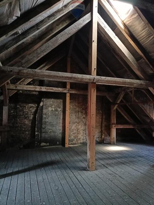 Samodzielne poddasze z projektem na 4 mieszkania