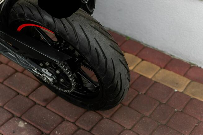 KTM duke 125 R 2020 ABS KSIĄŻKA Raty Transport Największy Wybór Moto 125 W PL