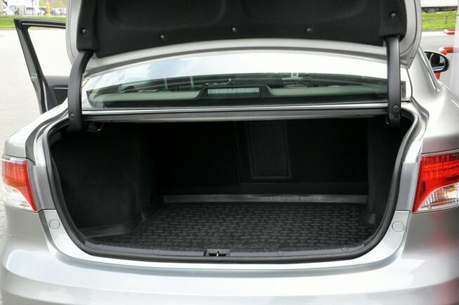 Toyota Avensis 1,8VVTi 147KM Soll/Serwisowana/Kamera/Nawigacja/Zadbany