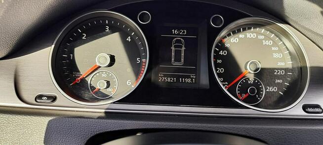 Volkswagen Passat Navi PDC Climatronic Grz. Fotele Gwarancja