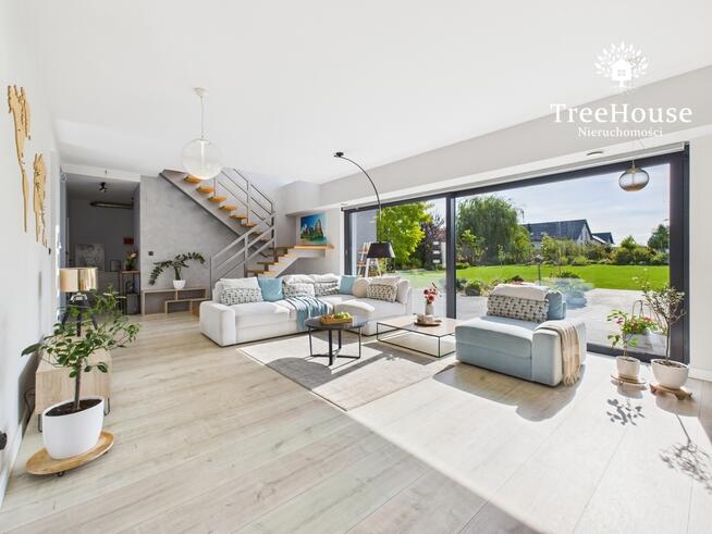 Nowoczesny wolnostojący dom w Bartągu