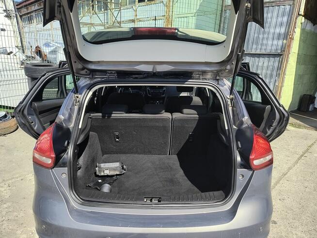 Pranie tapicerki samochodowej dywanów