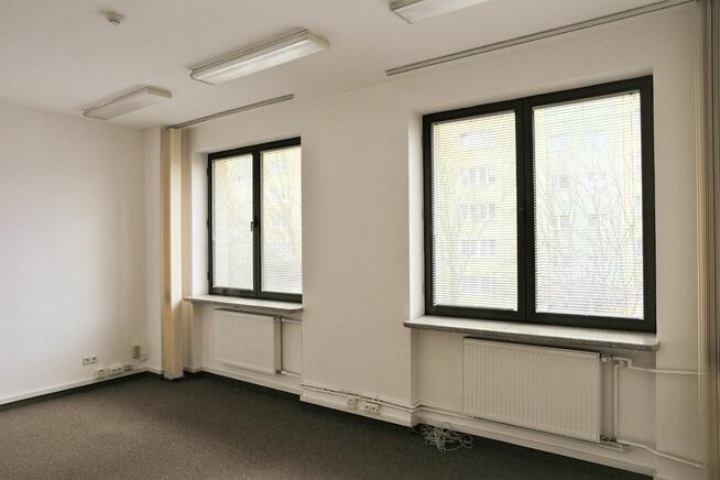 Warszawa Mokotów / ul. Modzelewskiego / Lokal biurowy 23m2