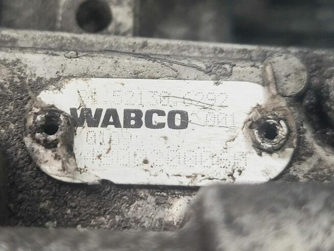 Zawor Glowny Hamulca MAN wabco
