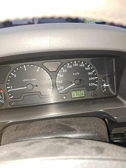 Land Rover Discovery II 4.0 V8 E