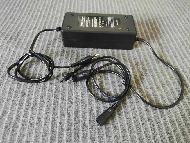 Ładowarka akumulator rower elektryczny skuter 54,6V zasilacz