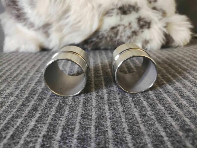 Łącznik do poręczy balustrady srebrny okrągłe złączki złączka