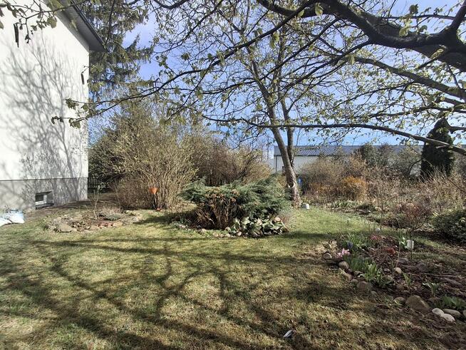 Dom w Żelkowie Kolonia (200m²) z działką (2300m²)