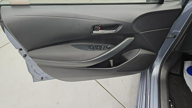 Toyota Corolla 1.6 Active ! Z Polskiego Salonu ! Faktura Vat !