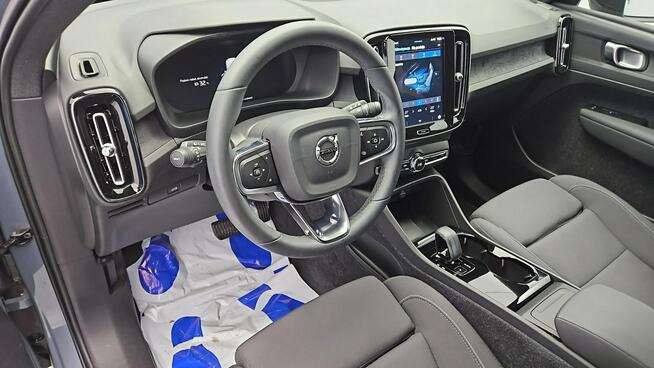 Volvo XC 40 BEV 73kWh P6 Recharge Core ! Z Polskiego Salonu ! Faktura Vat !