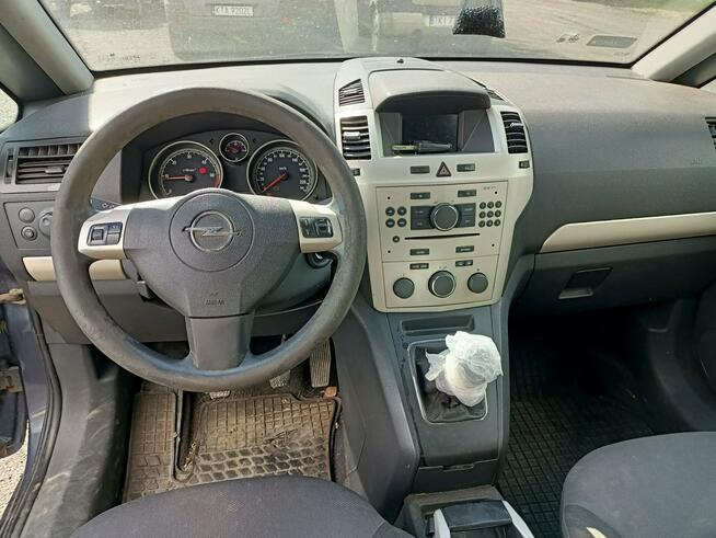 Opel Zafira 1.9CDTI 100KM 08r