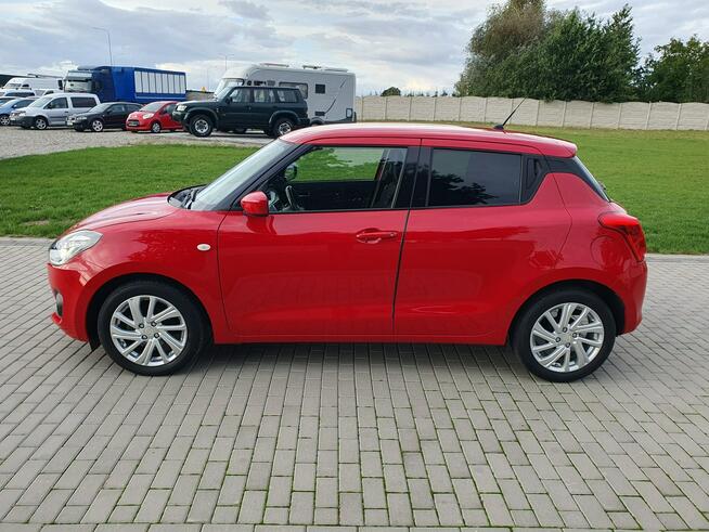 Suzuki Swift 1.2 Benzyna 82KM 2021r Ledy Kamera Radar Asystent Pasa Raty Zamiana