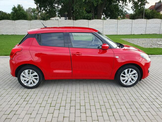 Suzuki Swift 1.2 Benzyna 82KM 2021r Ledy Kamera Radar Asystent Pasa Raty Zamiana