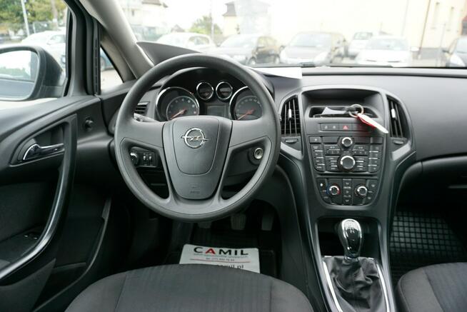 Opel Astra zarejestrowany, ubezpieczony