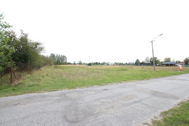 Działka 32ar budowlana w b. dobrej cenie Nowodwór