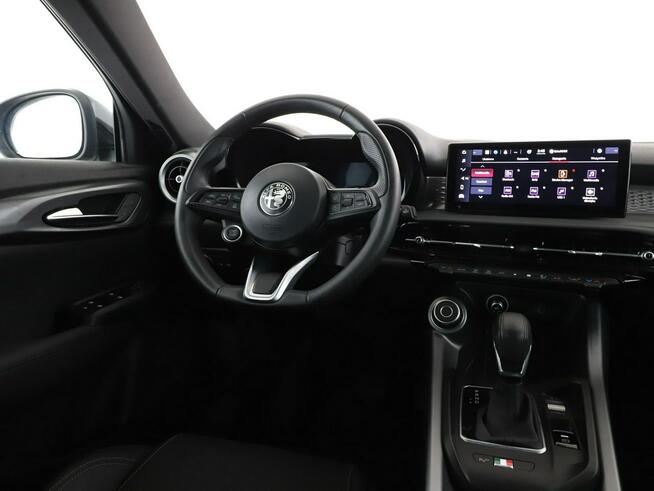 Alfa Romeo Tonale mHEV automat full LED skóra navi kamery virtual cocpit