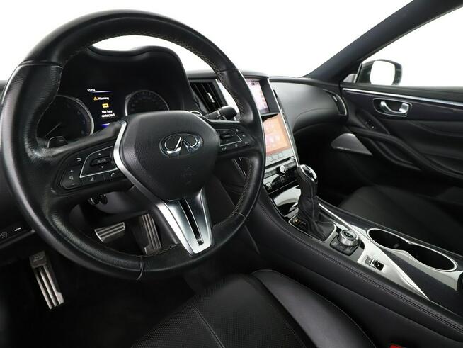 Infiniti Q60 EU skóra navi full LED kamera i czujniki parkowania el. sterowane i gr
