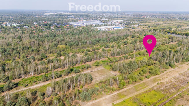 Działka budowlana Łomianki-Dziekanów blisko trasy