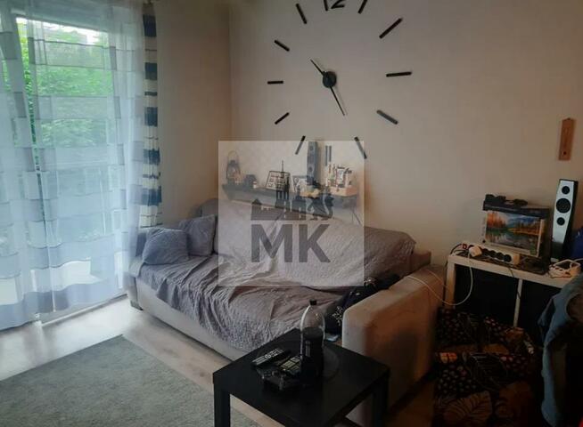 Mieszkanie Kraków Dębniki, Czerwone Maki