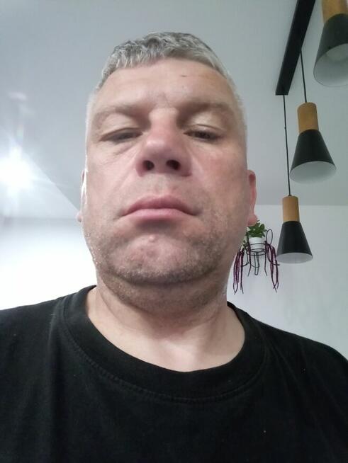 Ja mam na imię Hubert Klimek mam 25 lat i szukam dziewczyny