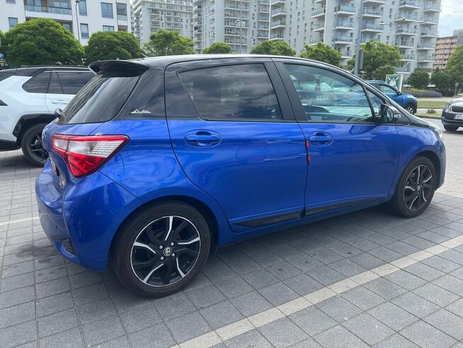 Syndyk sprzeda prawo własności do samochodu osobowego Toyota