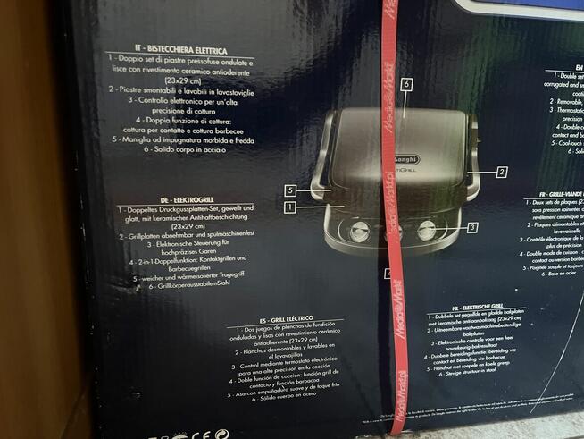 Nowy piekarnik przenośny / toaster