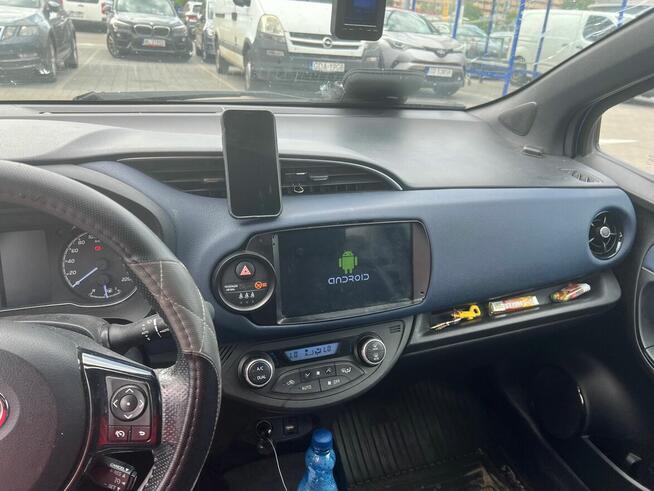 Syndyk sprzeda prawo własności do samochodu osobowego Toyota