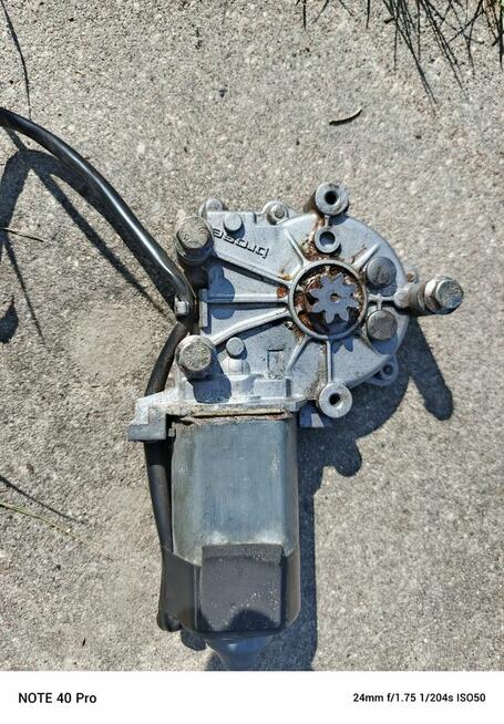 Silnik lewy szyby przedniej Mercedes 124 coupe