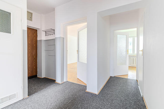 Sprzedam trzypokojowe mieszkanie na Mokotowie