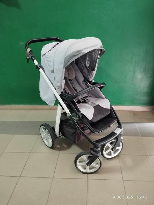 Sprzedam wózek dziecięcy