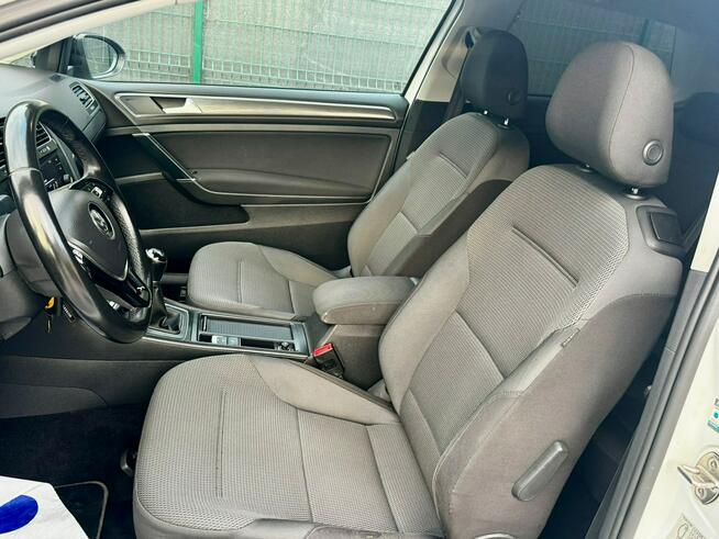 Volkswagen Golf LED / Tempomat ACC/ Gwarancja / 48.900 brutto