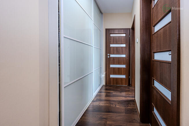 Trzy pokoje na strzeżonym osiedlu Villa Campina.