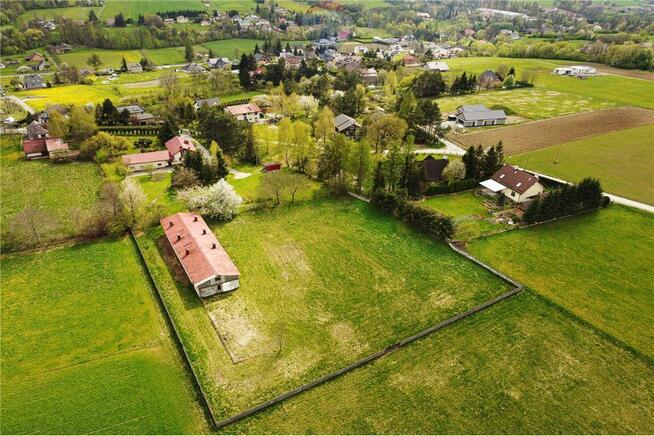 Stadnina Koni, hodowla zwierząt, dom na wsi