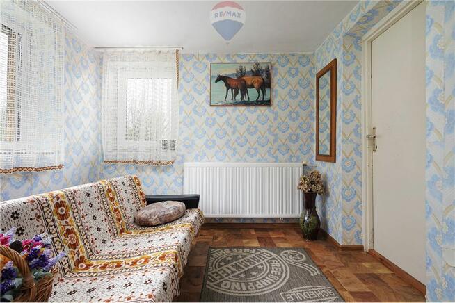 Stadnina Koni, hodowla zwierząt, dom na wsi