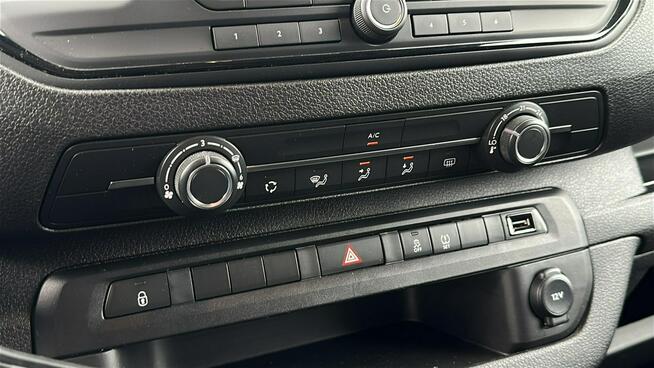 Peugeot Expert Blue HDI Long 6 osób