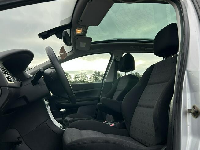 Peugeot 307 SW 2,0 140 KM Panoramiczny dach Hak gotowy do jazdy z Niemiec