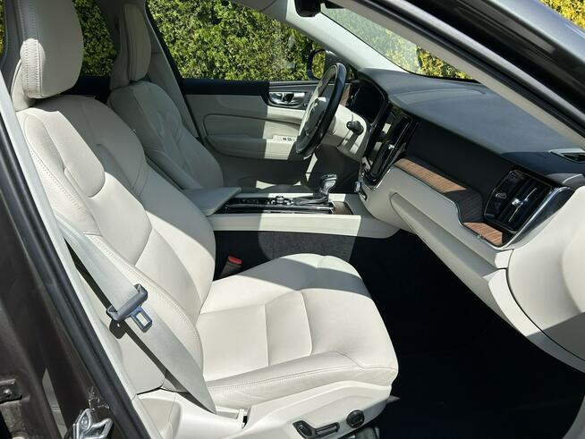 Volvo XC 60 2.0 T 250 KM bardzo zadbany!