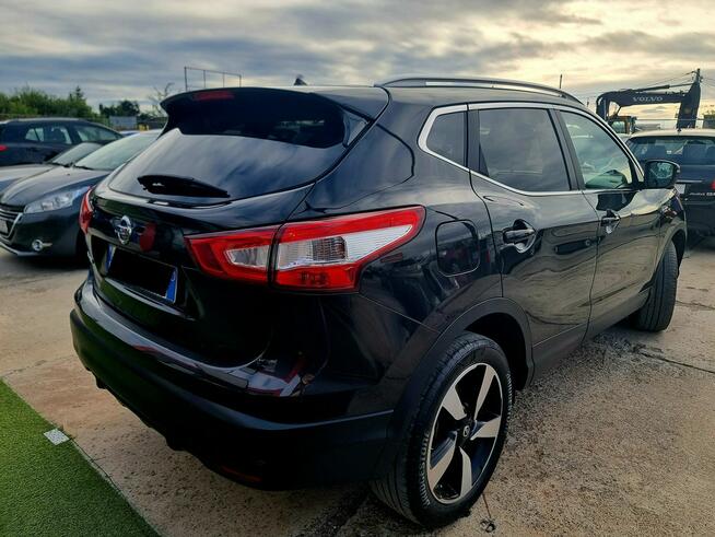 Nissan Qashqai z Włoch,Panorama,Navi,Kamery 360°
